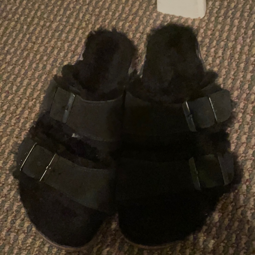 Ladies Birkenstock Arizona fur shoes Size 7